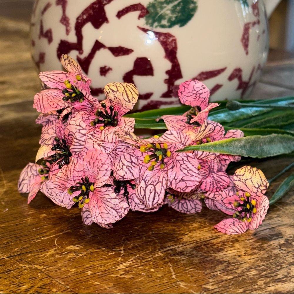 12 Piece Artificial Pink Flowering blossoms NOS